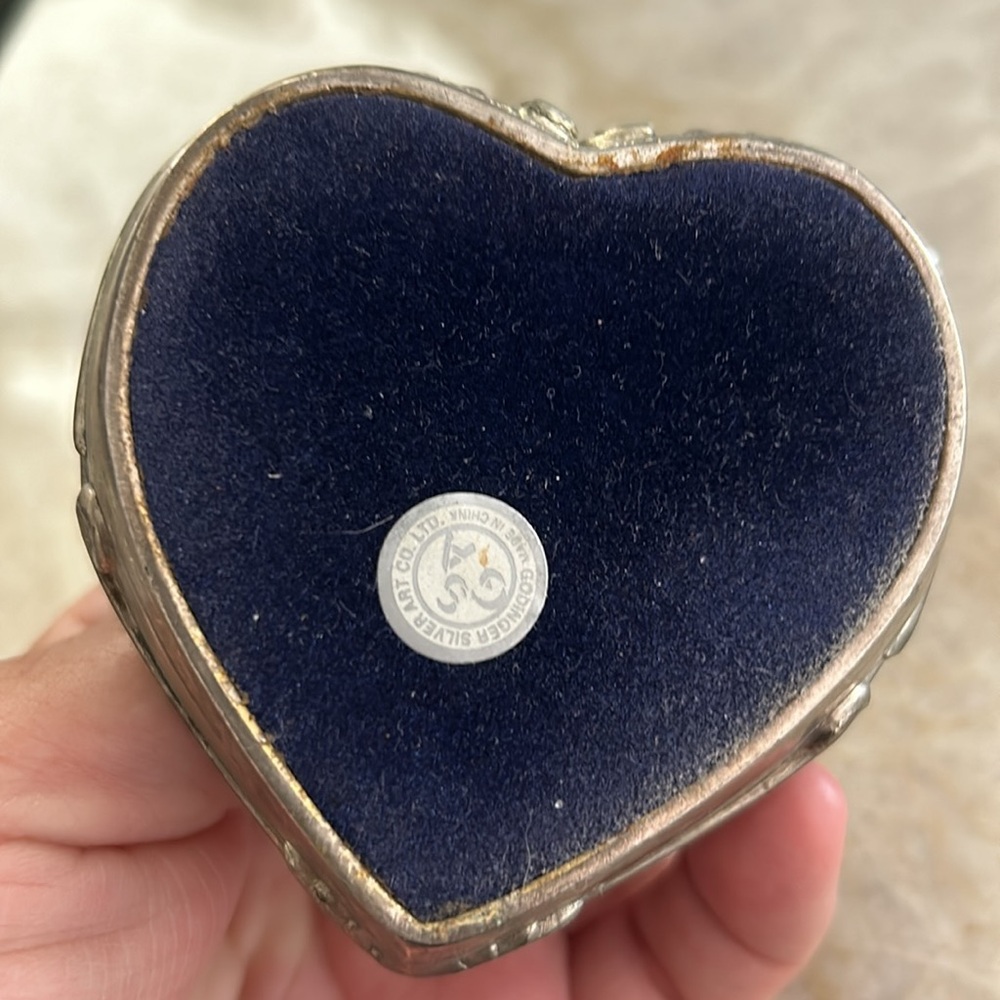 Godinger Silver Heart Ring Holder View 3